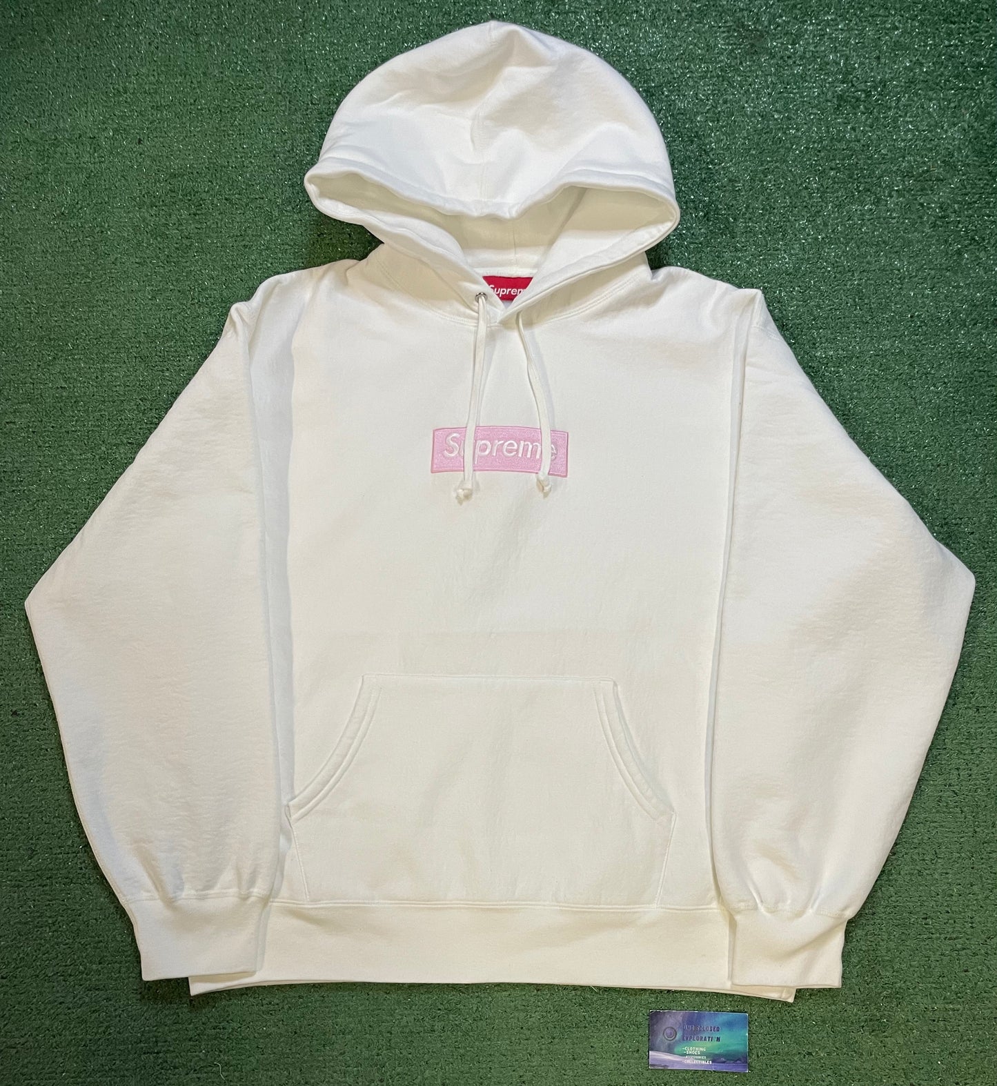 Supreme white and pink box logo 2025 hoodie
