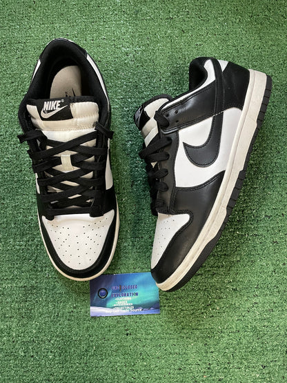 Nike Dunk low white black panda size 8.5men/10women