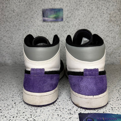 Jordan 1 Mid Varsity Purple 9 Men “Preowned”