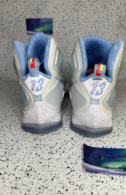 Nike LeBron 13 Christmas