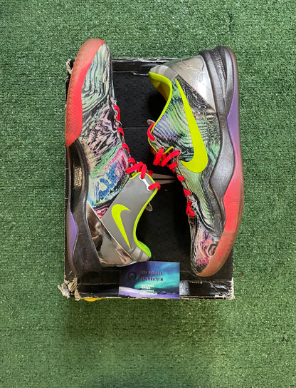 Nike Kobe 8 prelude size 10men/11.5women