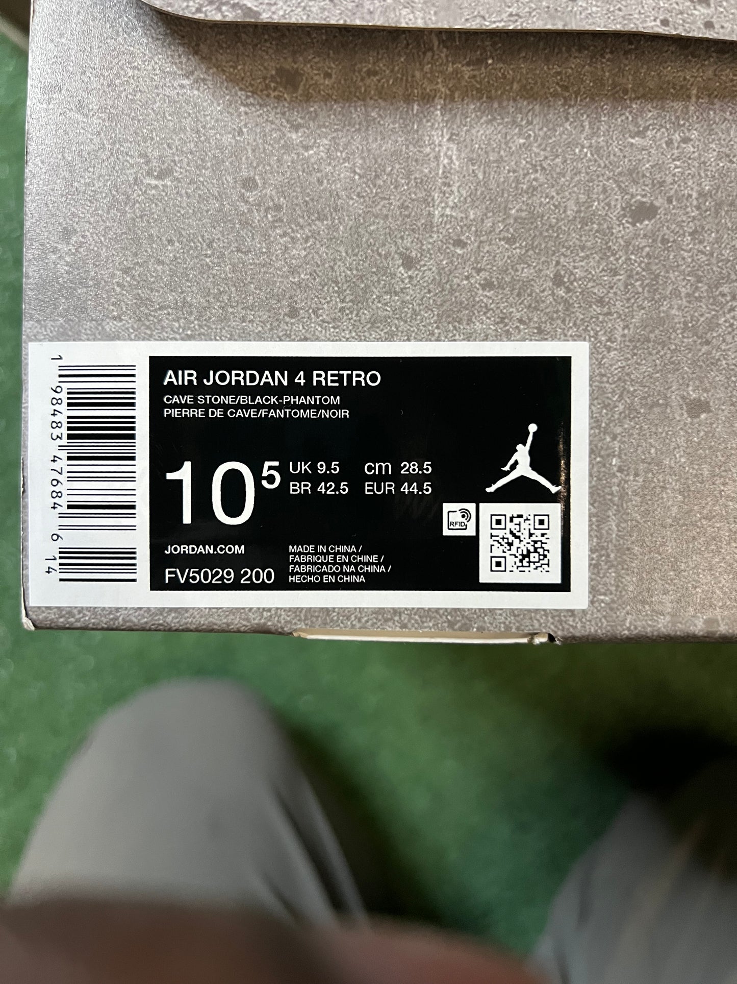 Jordan 4 cave stone size 10.5men/12women