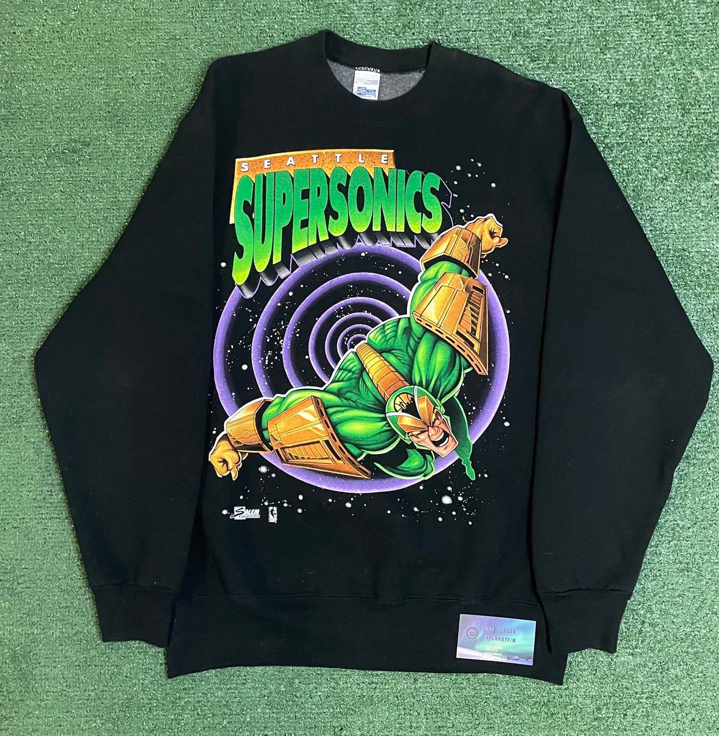 Vintage 1990s Seattle supersonics superhero crewneck