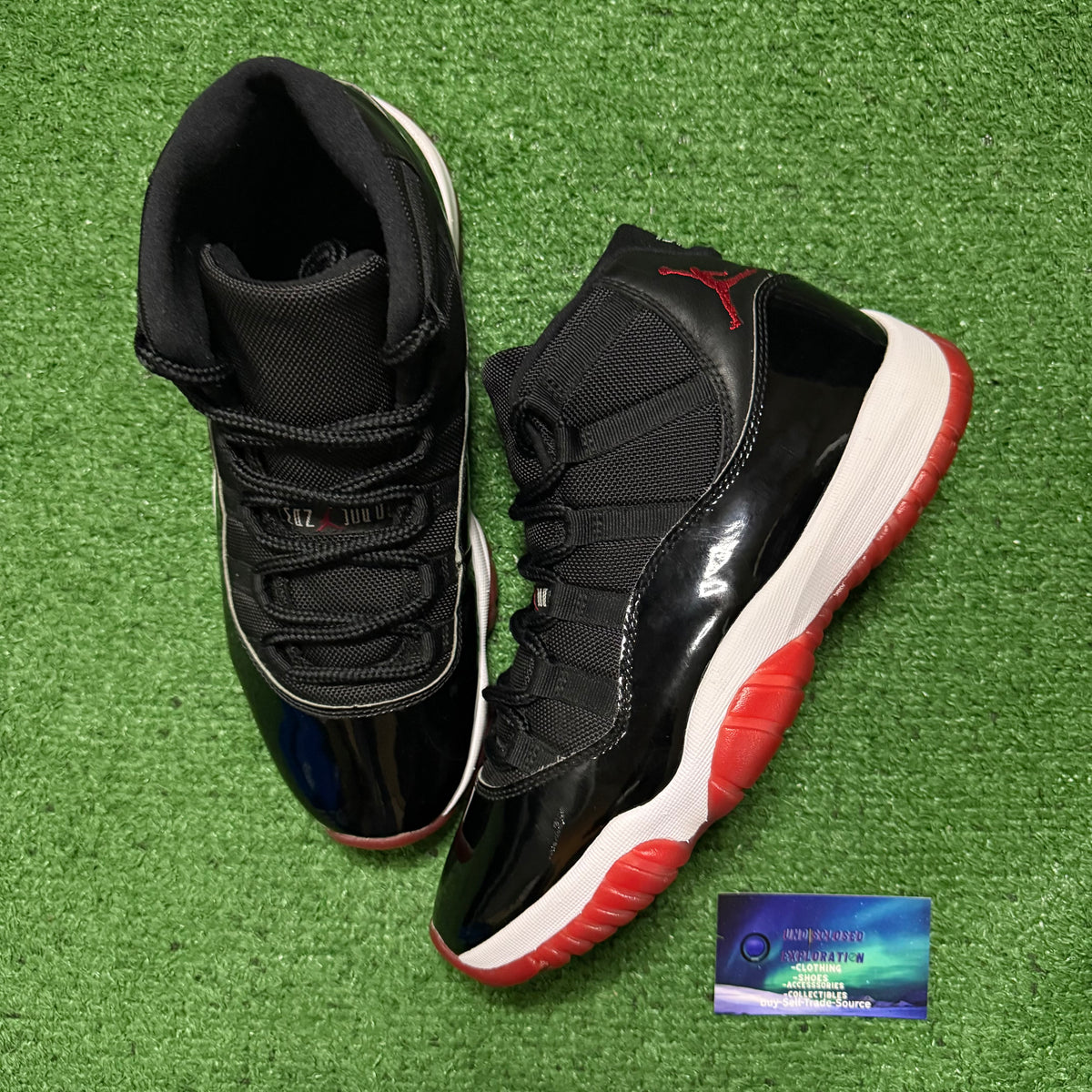 Jordan 11 Bred 9 Men “Preowned”