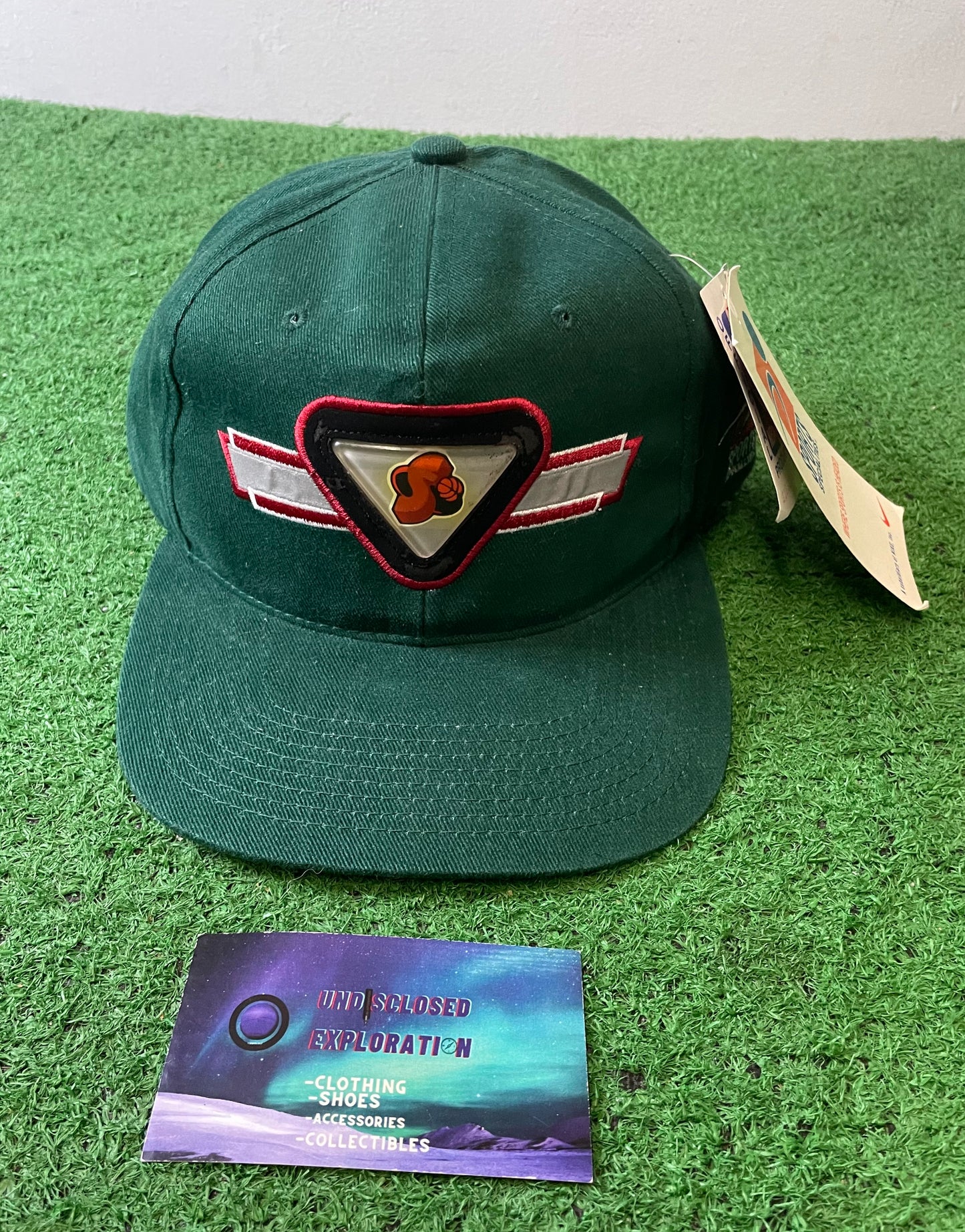 Vintage 1990s Seattle Sonics sport specialties hat