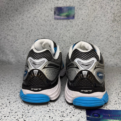 Saucony Progrid Omni 9 Royal Silver 10 Men/11.5 Women “Preowned”