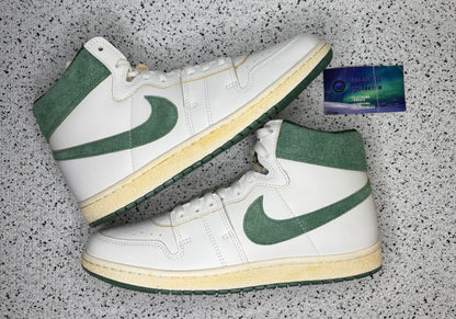 Jordan Air Ship A Ma Maniere Green Stone 10 Men/11.5 Women “Preowned”
