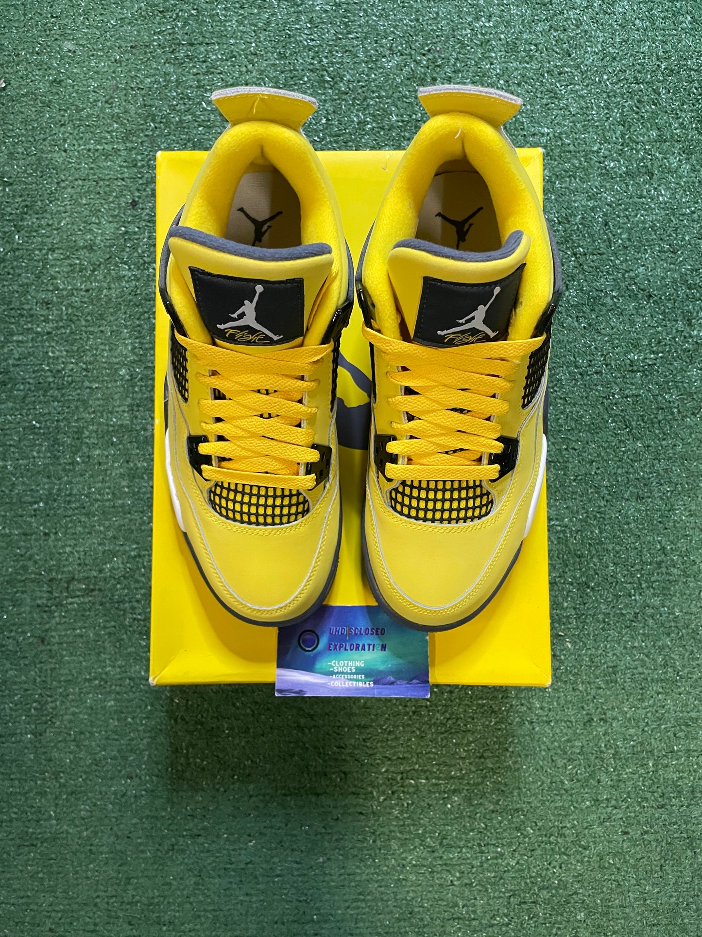 Air Jordan 4 lightning 2021