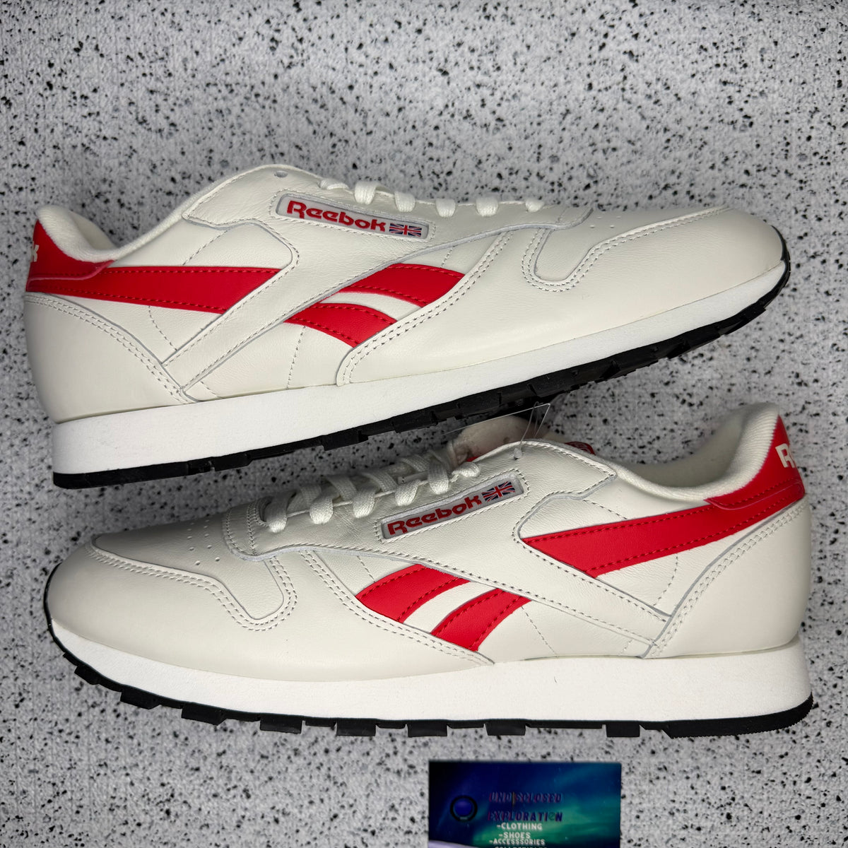 Reebok Classic Leather Sneaker Chalk Vector Red