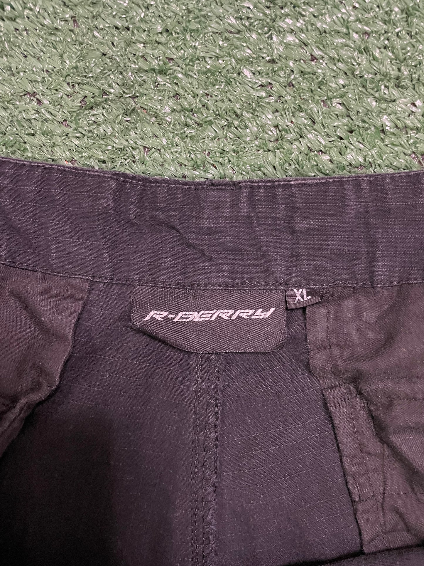GV Gallery Raspberry convertible cargo stripped pants