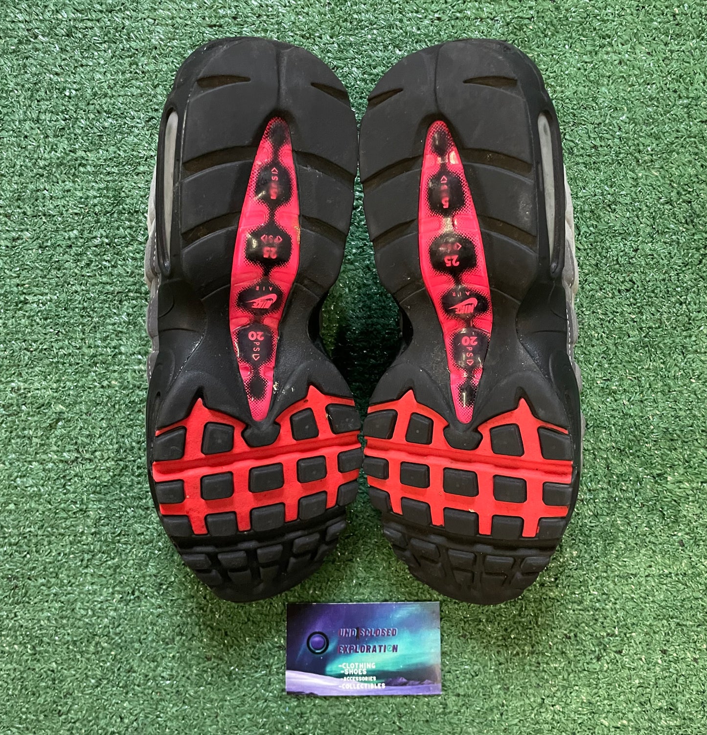 Nike air max 95 OG solar red size 8men/9.5women