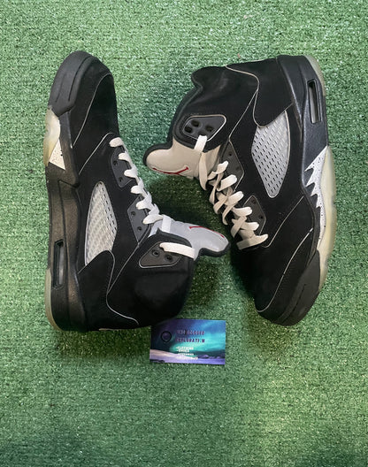 Air Jordan 5 black metallic reimagined size 8.5men/10women
