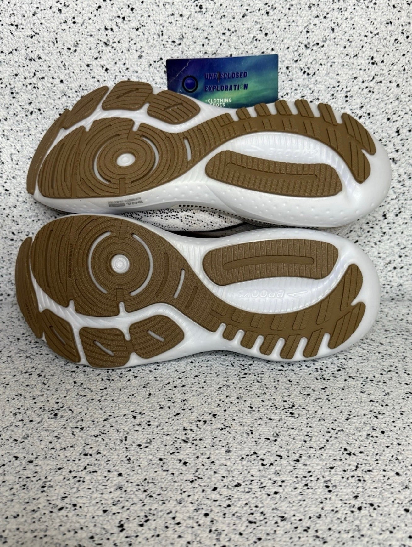 Brooks Glycerin Stealthfit GTS 21 White Grey Black