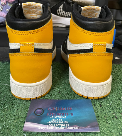 Nike Jordan 1 high yellow taxi size 4youth/5.5women