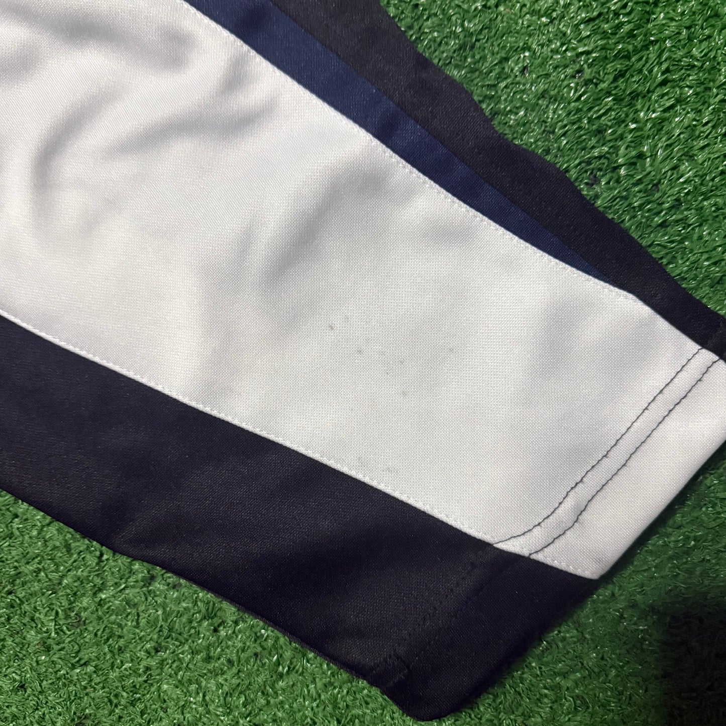 GV Gallery Raspberry Hills Infinity Jersey