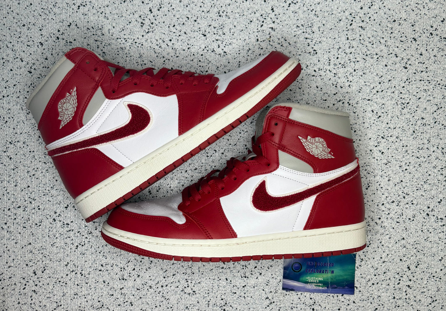 Jordan 1 Chenille 10 Men/11.5 Women “Preowned”