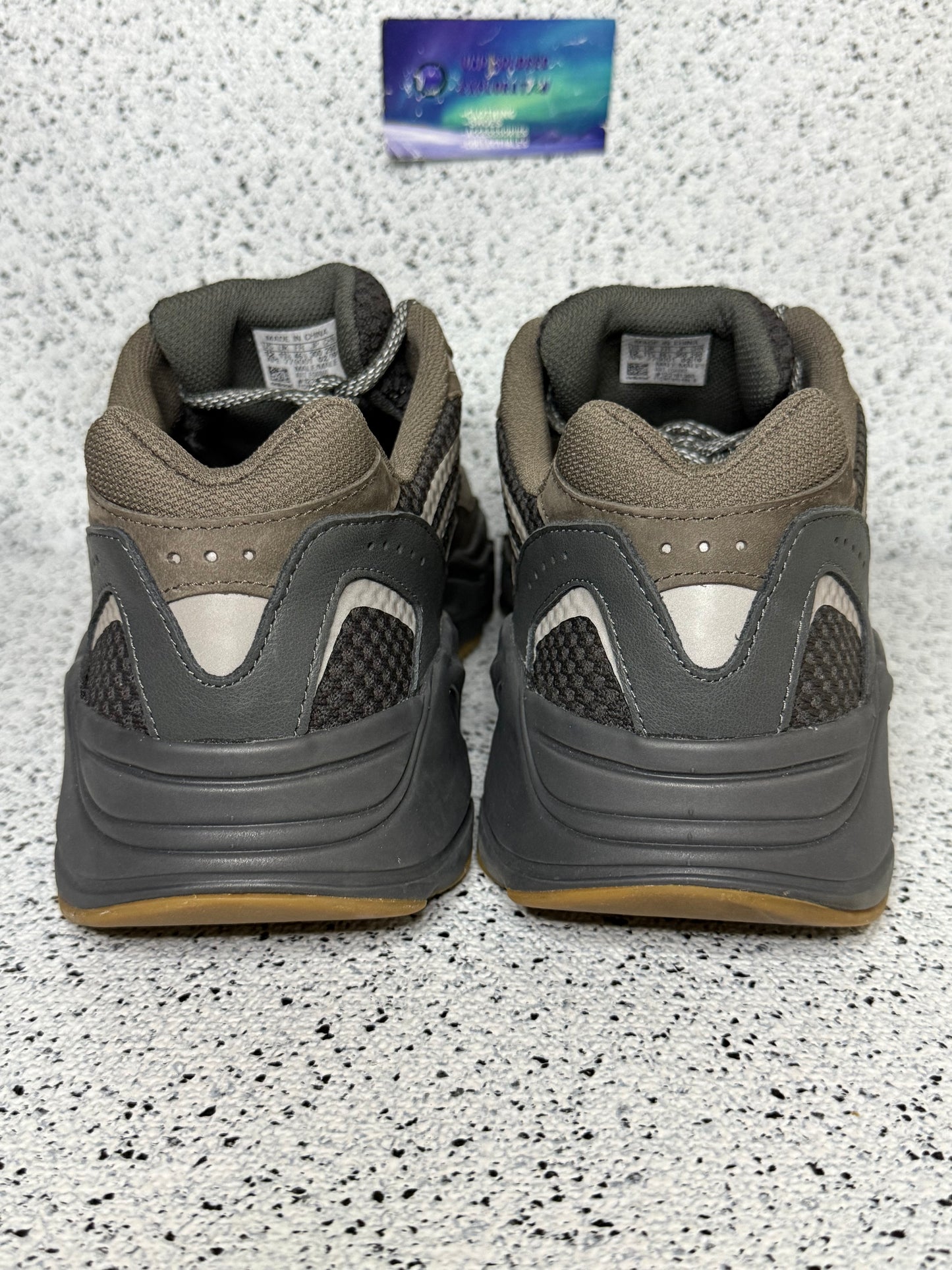 Yeezy 700 V2 Geode 12 Men/13.5 Women “Preowned”