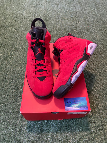 Jordan 6 toro red