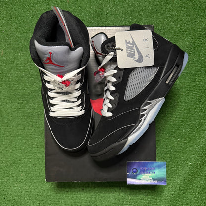 Jordan 5 Black Metallic