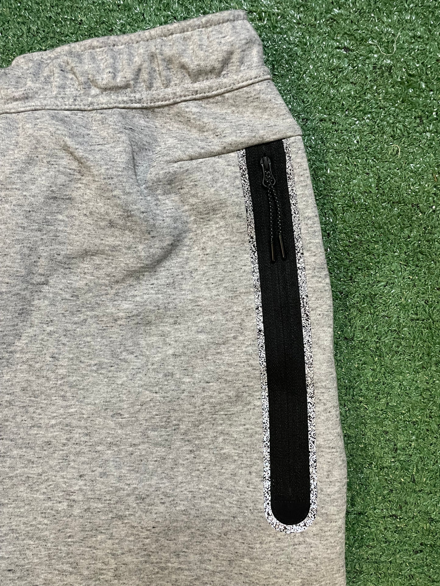 Nike Sportswear Tech Fleece  grey Revival Joggers