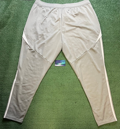 Adidas tiro 24 grey & white pants