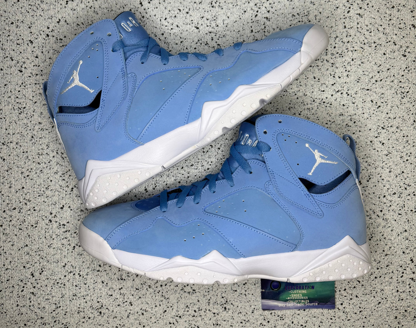 Jordan 7 Pantone