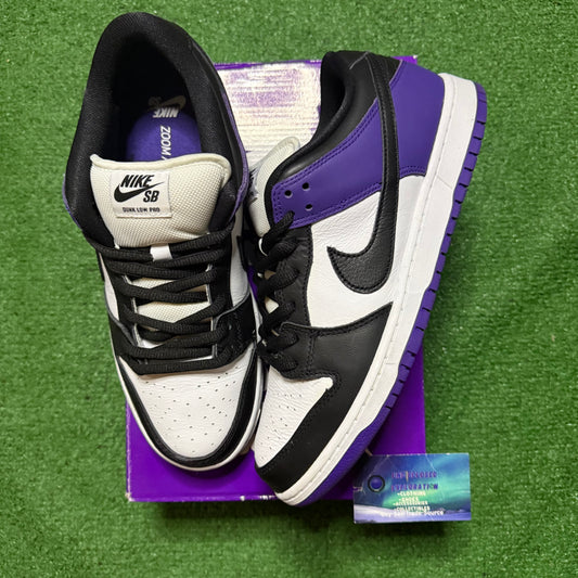 Nike Dunk SB Court Purple 11.5 Men “Preowned”