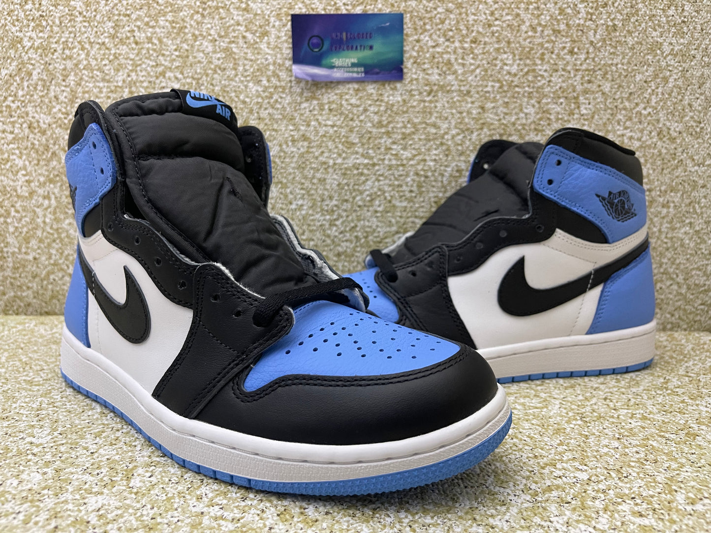 Jordan 1 High Unc Toe