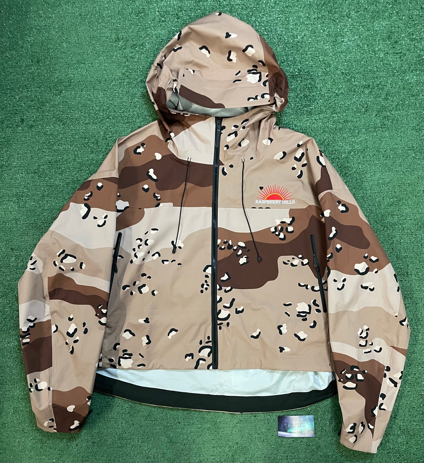GV Gallery Raspberry Hills dessert storm jacket