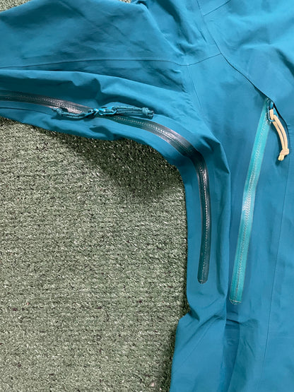 Arcteryx beta AR gortex blue jacket
