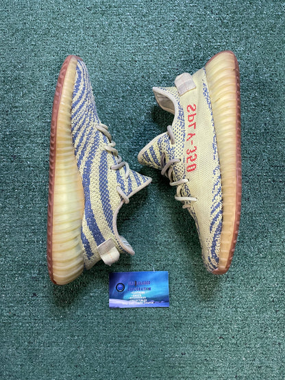 Yeezy 350 boost v2 semi frozen size 9.5men/11women