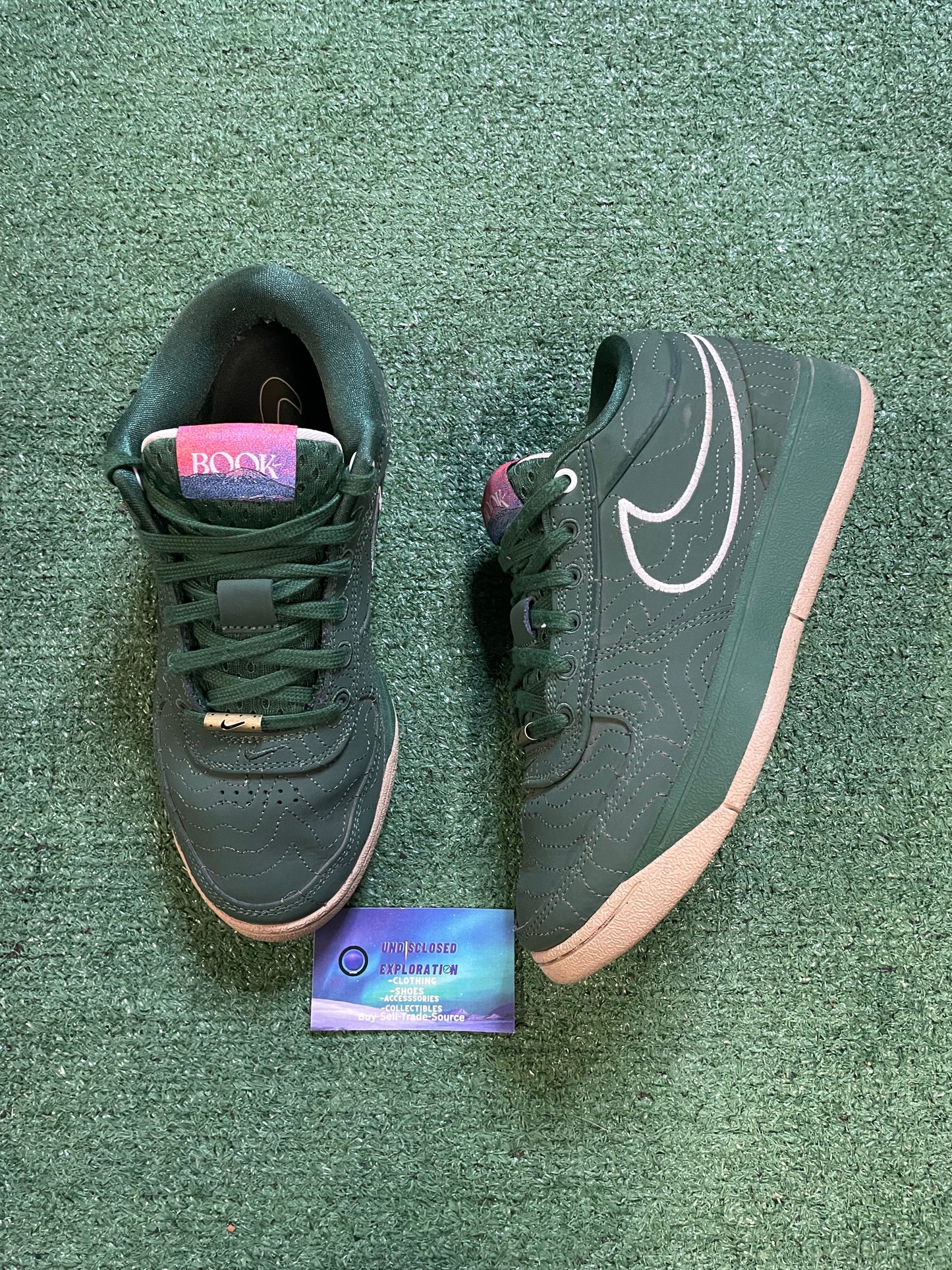 Nike book 1 flagstaff size 8men/9.5women