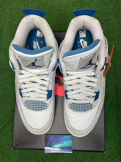 Jordan 4 military 2024 size 12men/13.5women