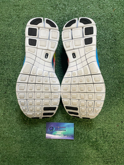 Nike free run 5.0 flyknit rainbow size 12men/13.5women