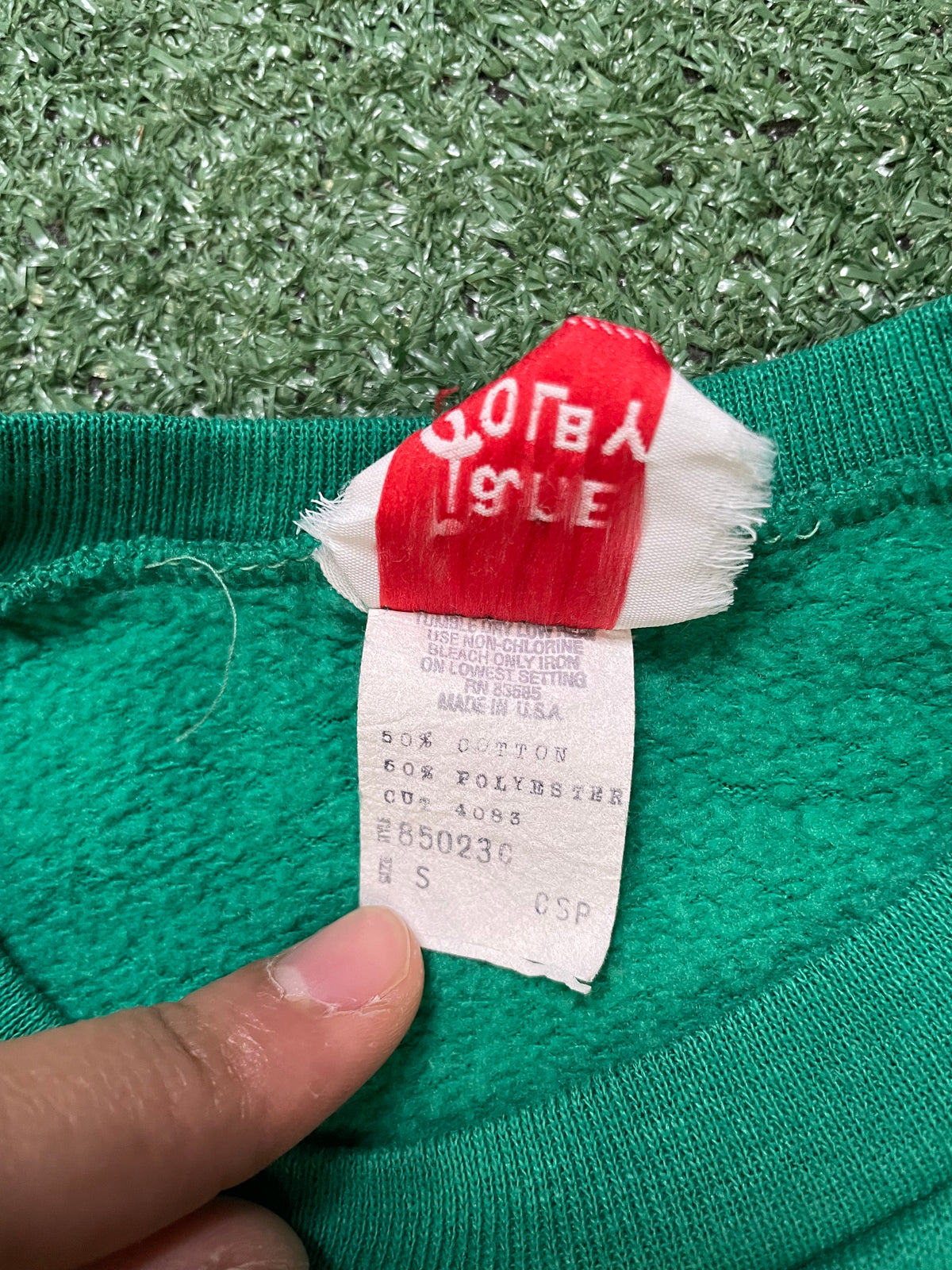 Vintage 1990s Christmas cats green crewneck