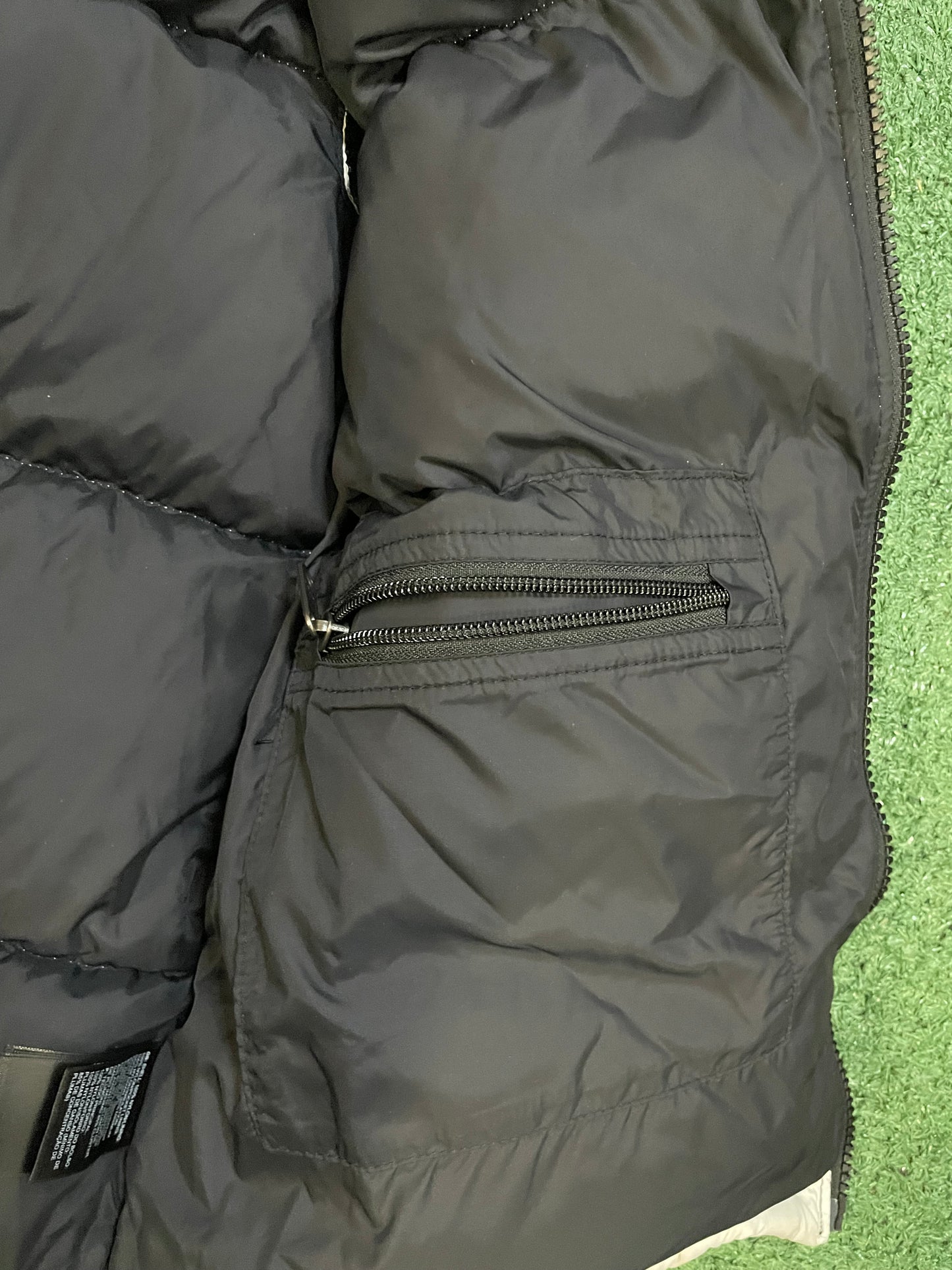 The North Face Nuptse 700 white vest