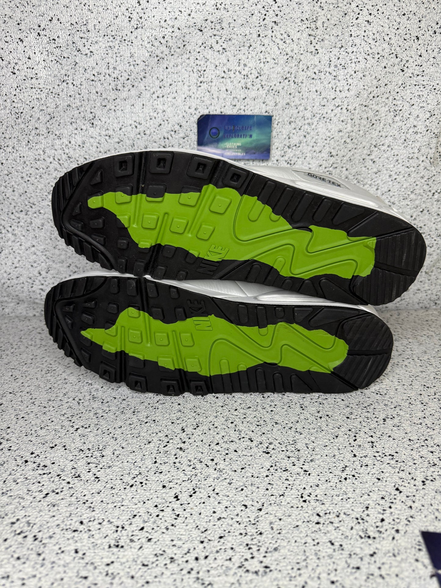 Nike Air Max 90 Gore-Tex Photon Dust