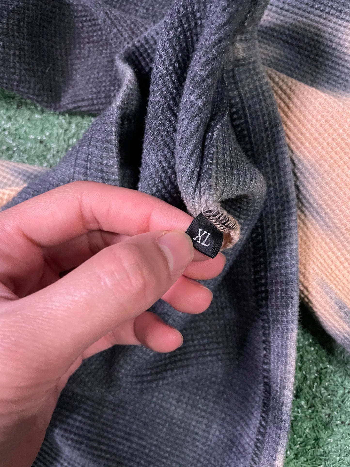 Gv Gallery Raspberry Hills tie dye thermal