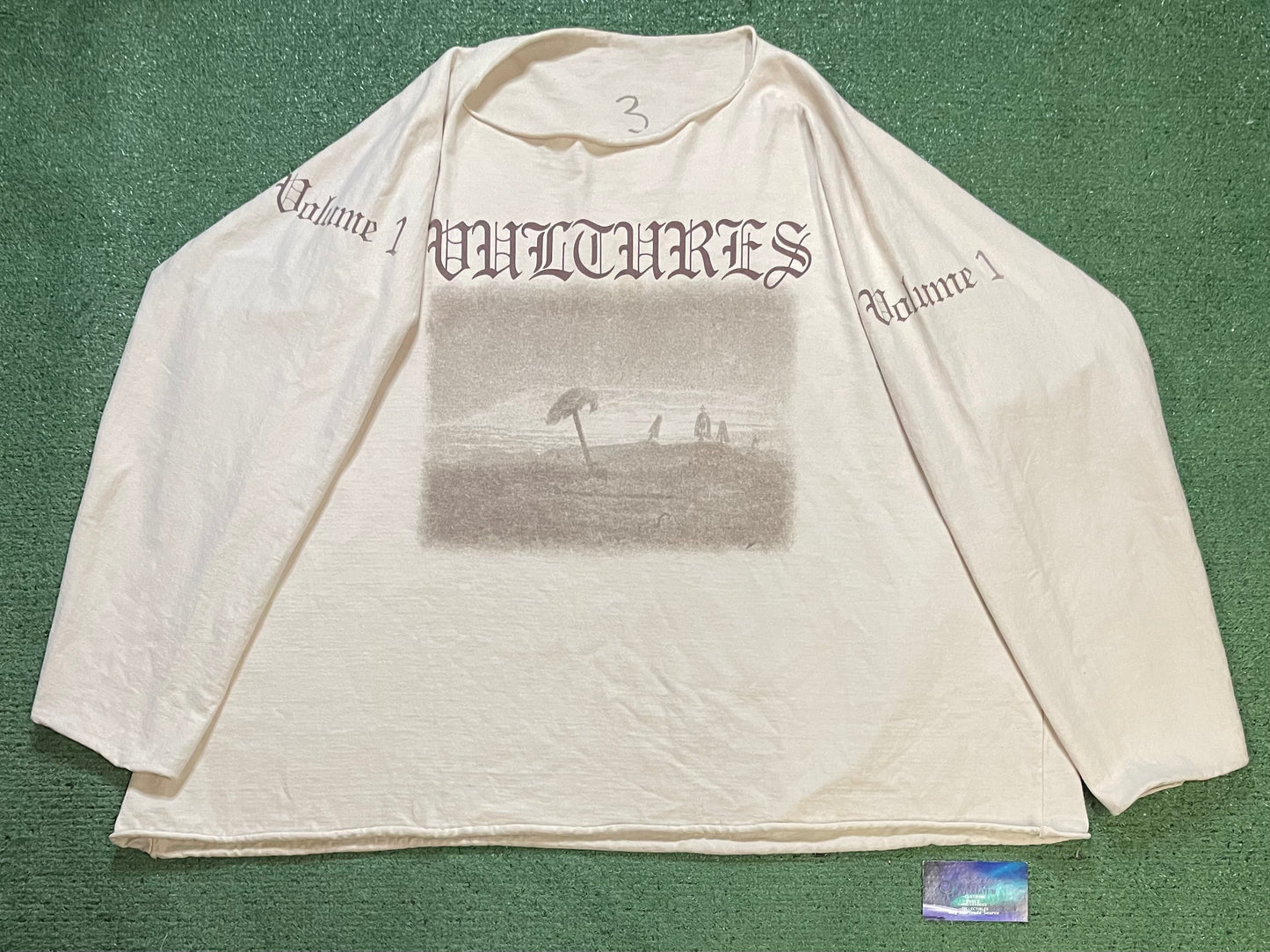 Kanye West vultures beige longsleeve