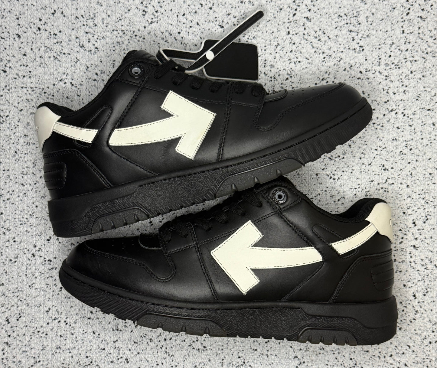 Off-White Out Of Office OOO Low Tops 43 EU/ 10 Men “Preowned”