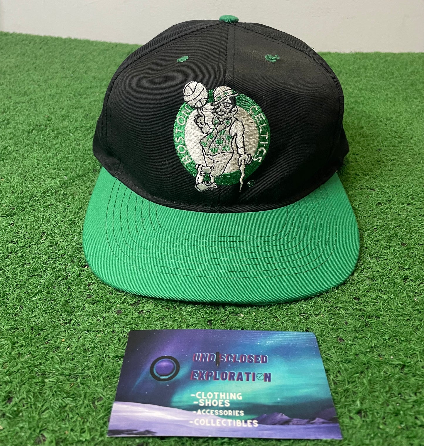 Vintage 1990s Boston Celtics embroidered hat