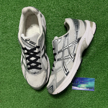 ASICS Gel-1130 White Pure Silver 9.5 Men/11 Women “Preowned”