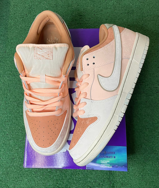 Nike Sb dunk low tracedro gardens size 12men/13.5women