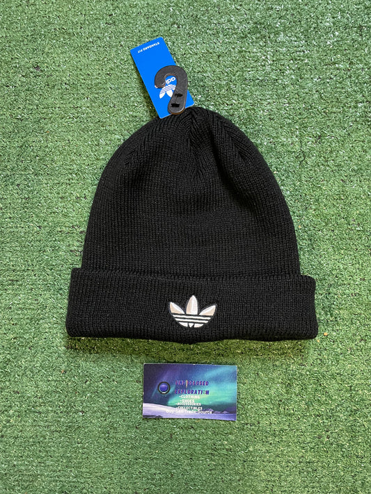 Adidas trefoil black beanie