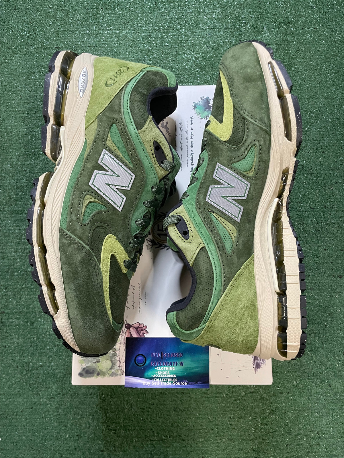 KITH x New Balance 2011 leaf green