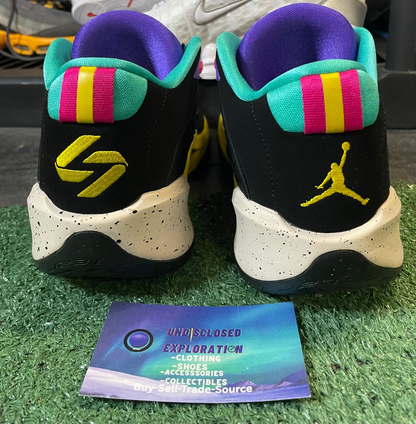 Air Jordan Luka 3 black hyper jade pink 8.5men/10women