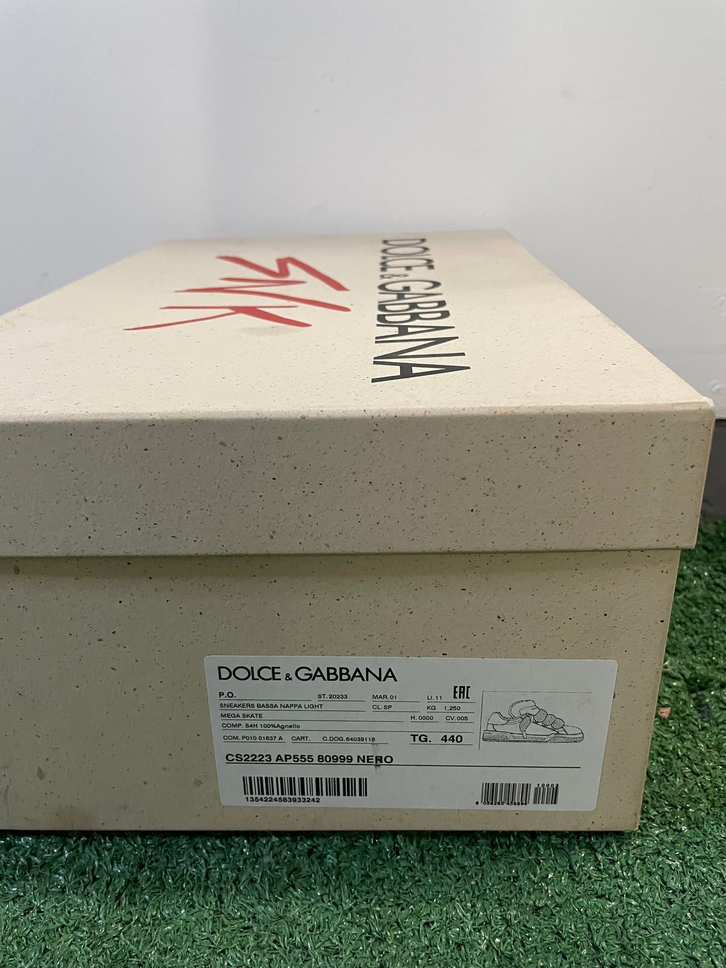 Dolce & Gabbana mega skate trainer size 11men/12.5women(EU 44)