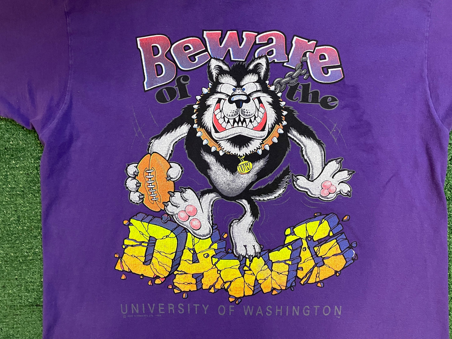 Vintage 1990s University of Washington  UW Beware Of The Dawgs tee