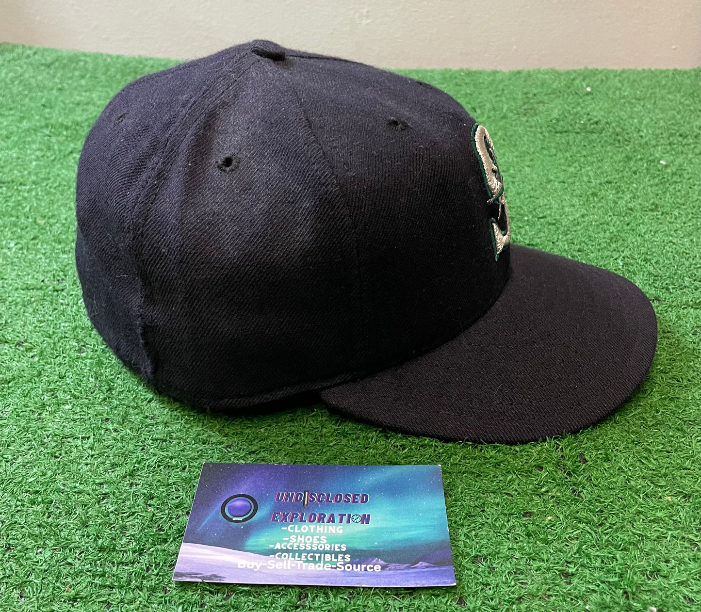 Vintage 2000s Seattle Mariners New Era fitted hat