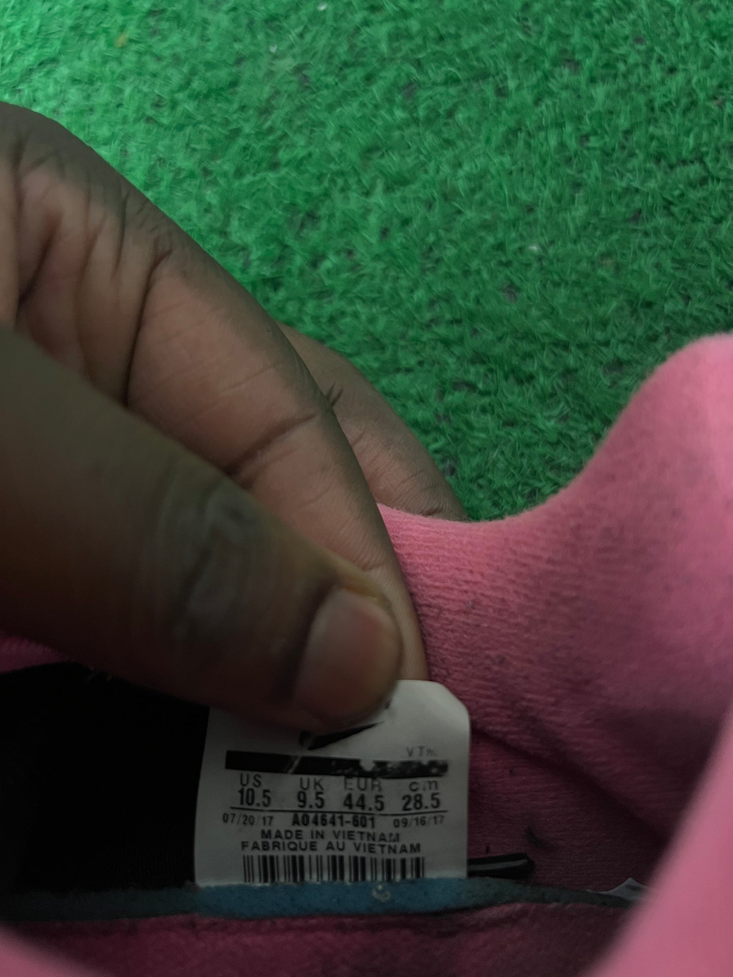 Nike air max 180 cdg black size 10.5men/12women